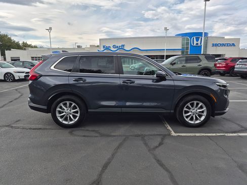 Used 2024 Honda CR-V EX-L image 2