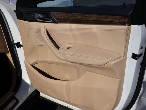 Used 2015 BMW X3 xDrive28i image 13