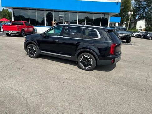 Used 2025 Kia Telluride S AWD/4WD image 21