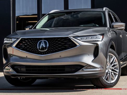 Used 2024 Acura MDX SH-AWD w/ Advance Package image 3