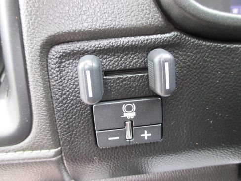 Used 2020 GMC Canyon Denali AWD/4WD image 15
