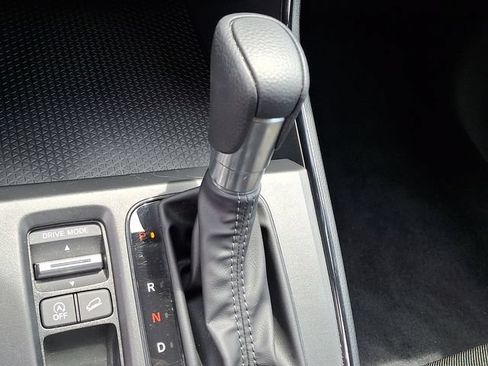 Used 2023 Honda CR-V LX image 15
