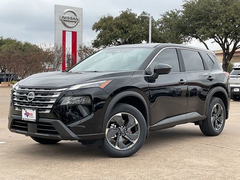 New 2026 Nissan Rogue SV image 2