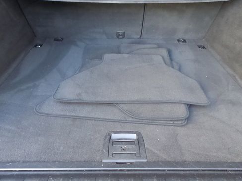 Used 2012 BMW X5 xDrive35d image 79