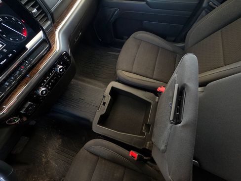 Used 2024 GMC Sierra 2500 SLE w/ SLE Value Package; AWD/4WD image 49