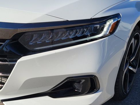 Used 2022 Honda Accord Sport image 4