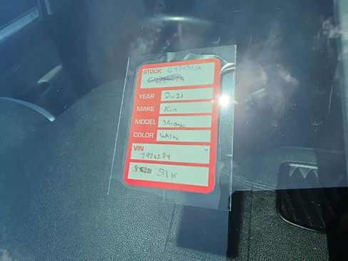 Certified 2021 Kia Sportage EX w/ EX Technology Package FWD image 11
