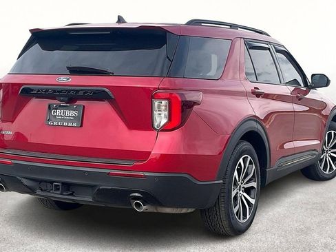 Used 2023 Ford Explorer ST-Line w/ Class IV Trailer Tow Package image 2