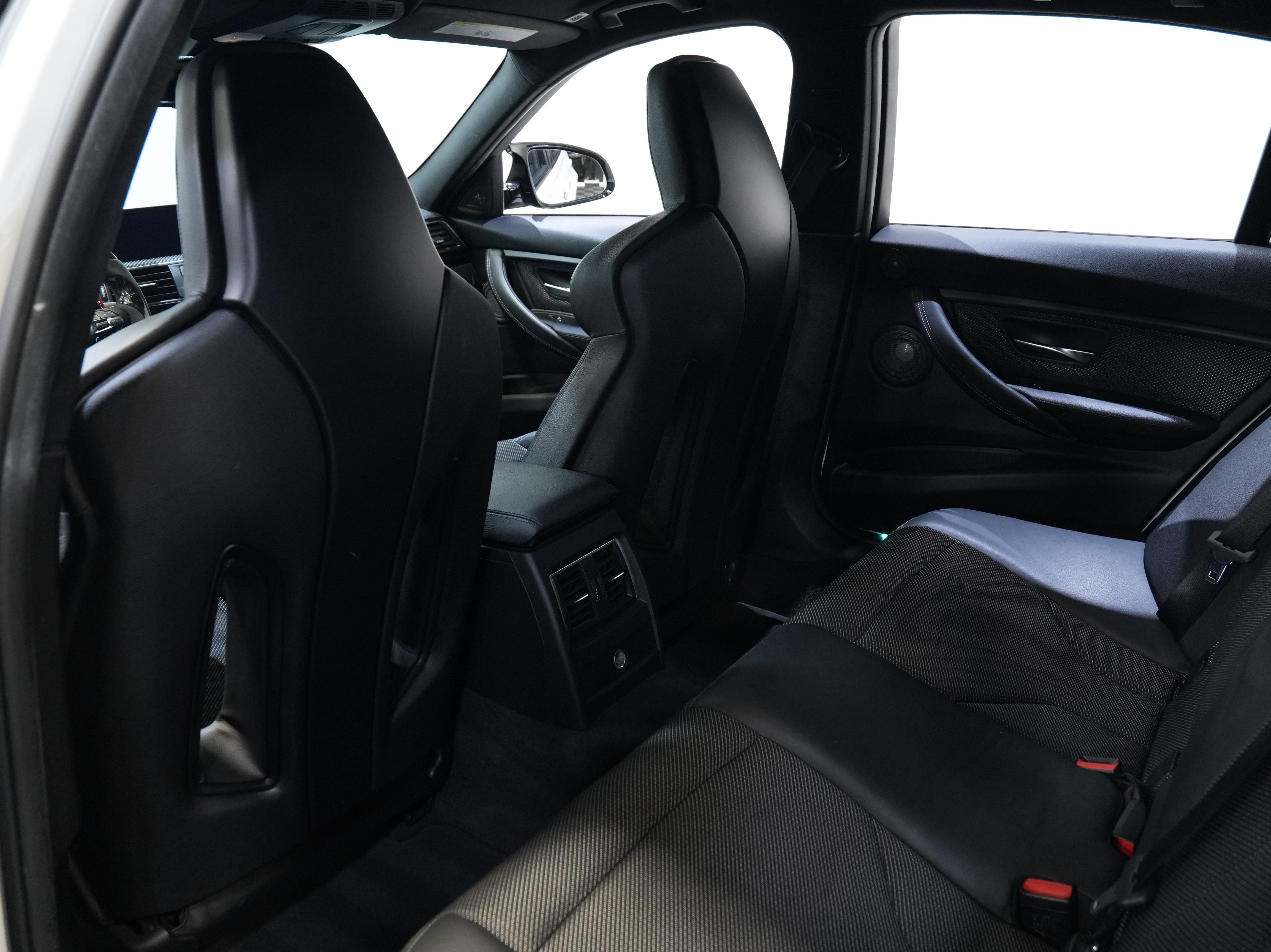 Used 2017 BMW M3 RWD image 37