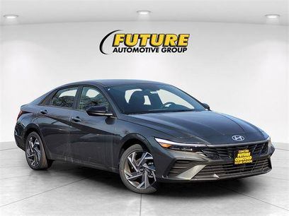 New 2025 Hyundai Elantra SEL w/ Cargo Package