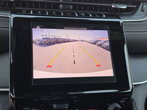 New 2026 Jeep Grand Cherokee L Laredo image 8