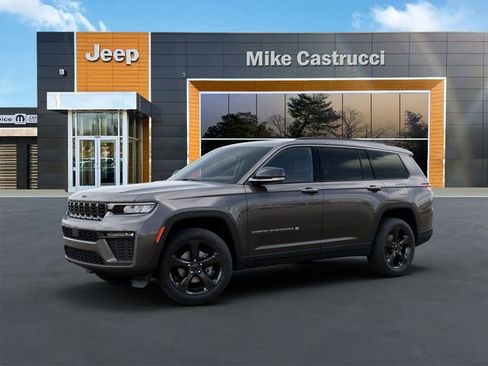 New 2026 Jeep Grand Cherokee L Limited w/ Limited Altitude Package AWD/4WD image 3