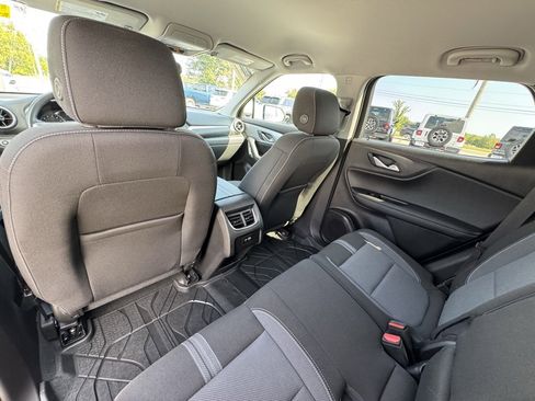 Used 2023 Chevrolet Blazer LT w/ Convenience Package image 14