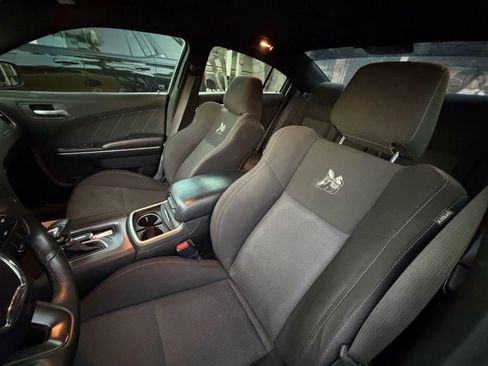 Used 2018 Dodge Charger R/T Scat Pack RWD image 13