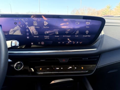 Used 2025 Buick Envision Preferred image 21