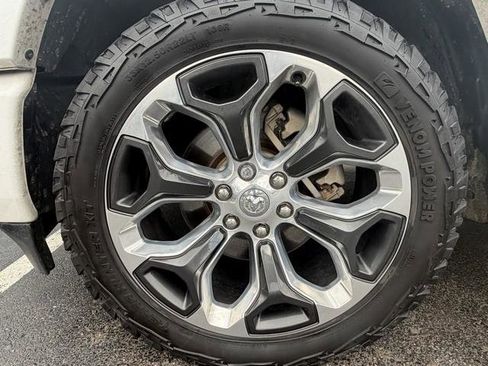 Used 2020 RAM 1500 Limited image 2