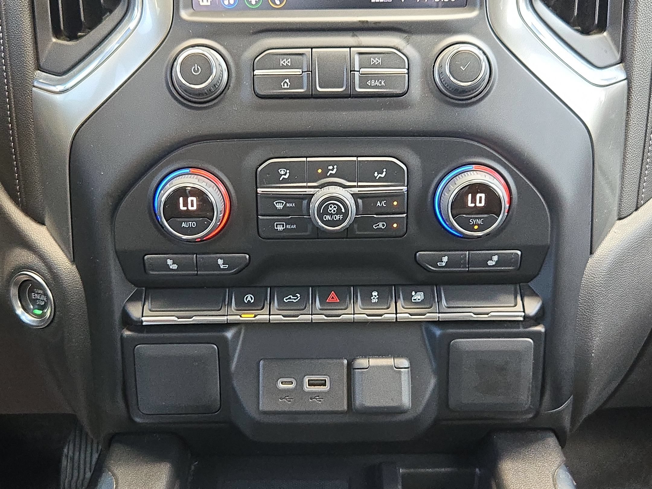 Used 2021 Chevrolet Silverado 1500 RST w/ Bed Protection Package RWD image 18