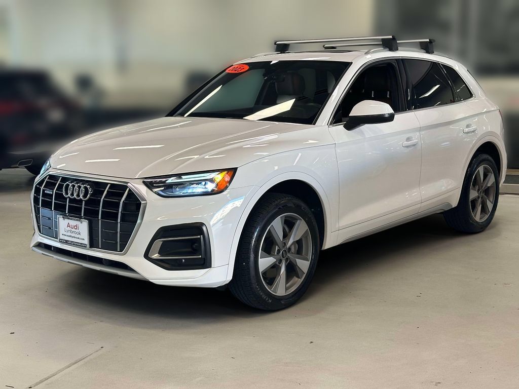 Used 2023 Audi Q5 Premium w/ Convenience Package AWD/4WD image 3