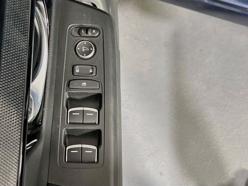Used 2023 Honda CR-V EX-L image 17