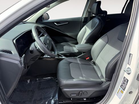 Used 2024 Kia Niro Wind FWD image 10