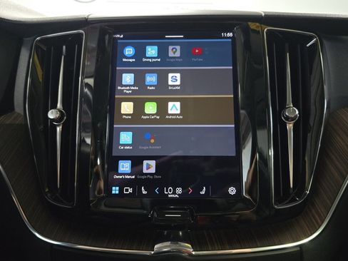 Used 2022 Volvo XC60 T8 Inscription Expression image 21