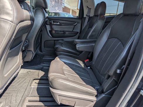 Used 2015 Chevrolet Traverse LTZ AWD/4WD image 12