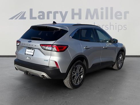 Used 2020 Ford Escape SEL image 5