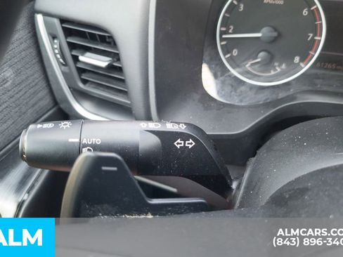 Used 2023 Nissan Rogue S FWD image 18