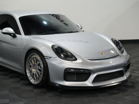Used 2016 Porsche Cayman GT4 image 9