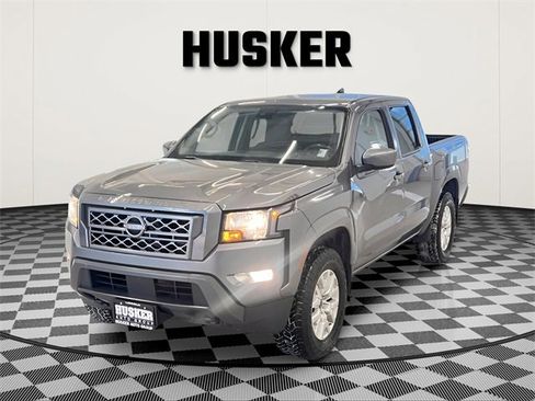 Used 2022 Nissan Frontier SV image 4