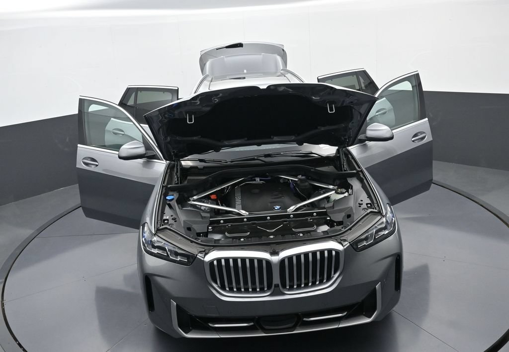 New 2026 BMW X5 xDrive40i w/ Climate Comfort Package AWD/4WD image 39