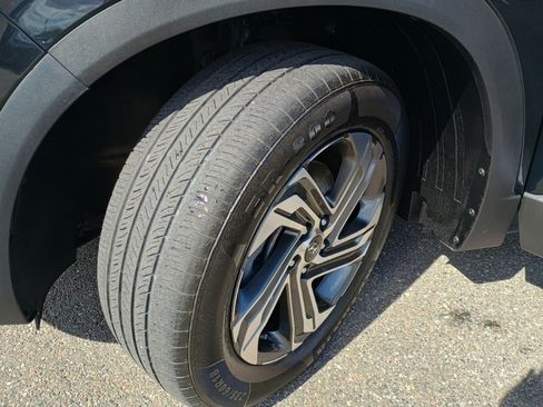 Used 2022 Hyundai Santa Fe SEL w/ Convenience + Premium Package image 10