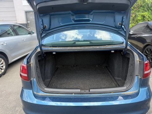 Used 2016 Volkswagen Jetta S FWD image 9