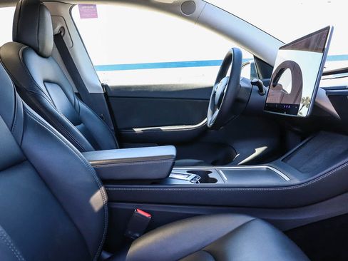 Used 2021 Tesla Model Y Performance AWD/4WD image 24