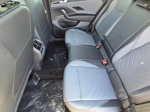 New 2026 Volkswagen Tiguan SE R-Line FWD image 15