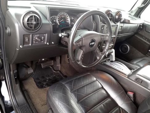 Used 2005 HUMMER H2 SUT w/ Preferred Equipment Group image 8