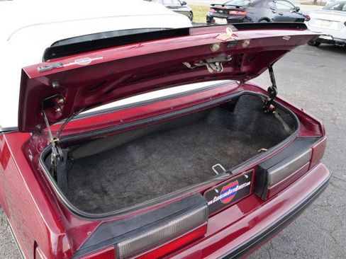 Used 1989 Ford Mustang LX image 48