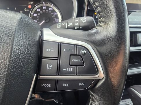 Used 2023 Toyota Highlander XSE AWD/4WD image 20