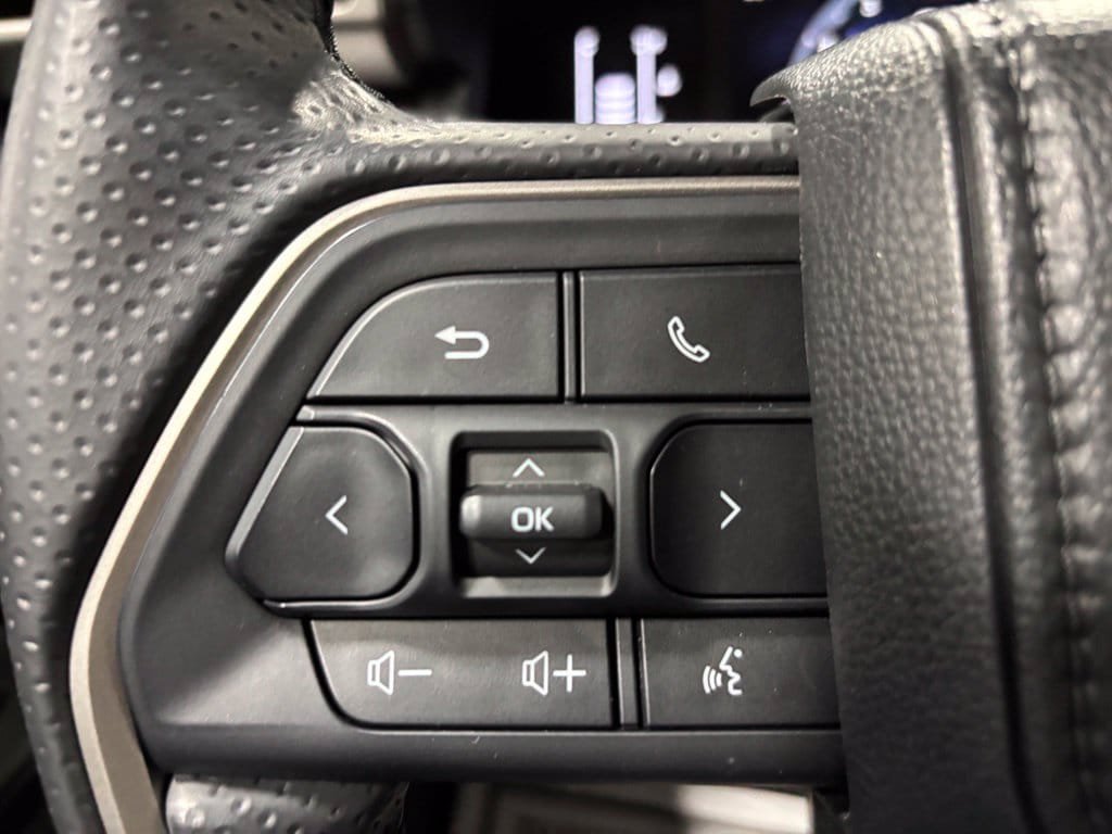 Used 2026 Toyota 4Runner SR5 AWD/4WD image 19