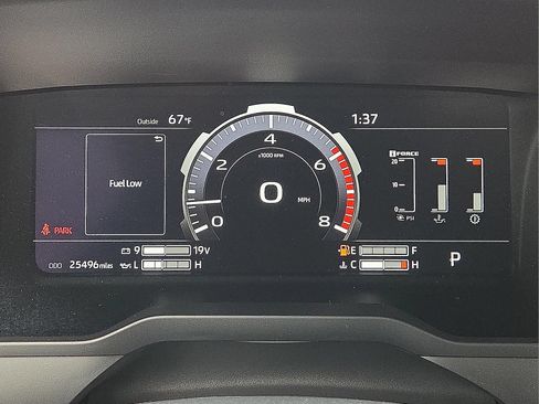 Used 2024 Toyota Tundra Limited w/ Power Package AWD/4WD image 23