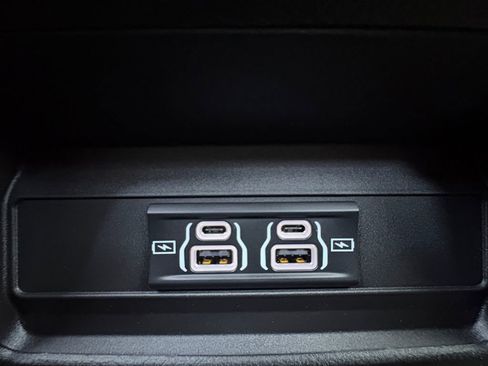 New 2026 Jeep Grand Cherokee Laredo AWD/4WD image 4