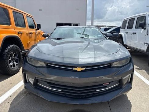 Used 2017 Chevrolet Camaro LT RWD image 2