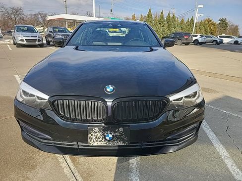 Used 2018 BMW 530i xDrive w/ Premium Package image 10