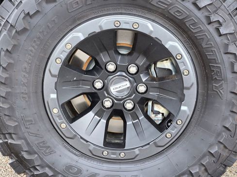 Used 2018 Ford F150 Raptor w/ Equipment Group 802A Luxury AWD/4WD image 14