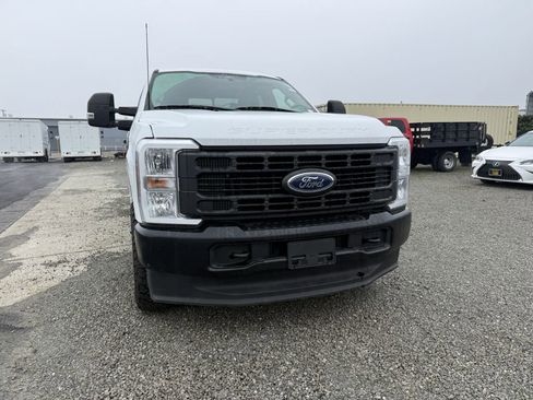 Used 2023 Ford F250 XL image 3