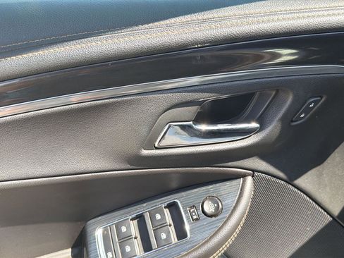 Used 2016 Chevrolet Impala LT FWD image 10