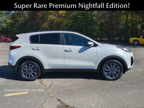 Used 2021 Kia Sportage S w/ S AWD Premium Package image 3