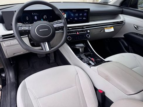 Certified 2026 Hyundai Tucson SEL FWD image 2