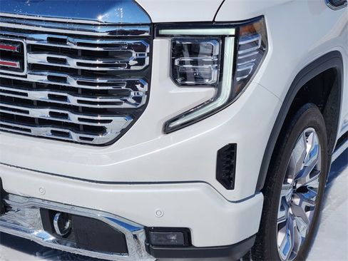 Used 2024 GMC Sierra 1500 Denali w/ Denali Reserve Package image 9
