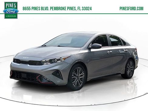 Used 2023 Kia Forte GT-Line w/ GT-Line Technology Package FWD image 1